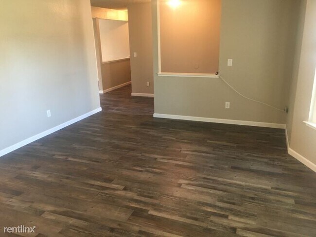 Building Photo - 3 br, 2 bath House - 7109 Regard Way