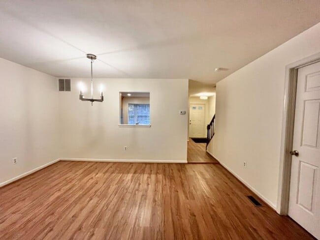 Building Photo - 17120 Briardale Rd