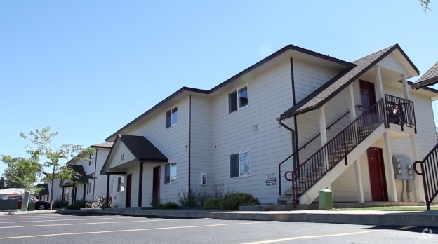 Building Photo - Rainier Apartments