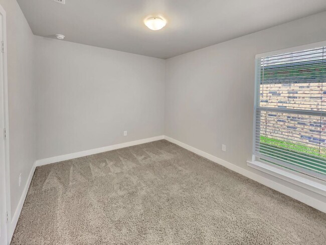 Building Photo - Fabulous 3/2/2 home in Bell Farms - Cooper...