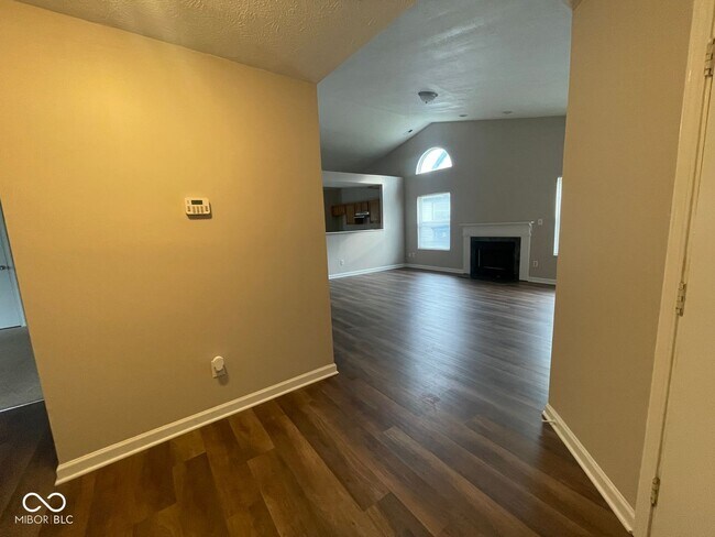 Building Photo - 6043 Hayford Ct