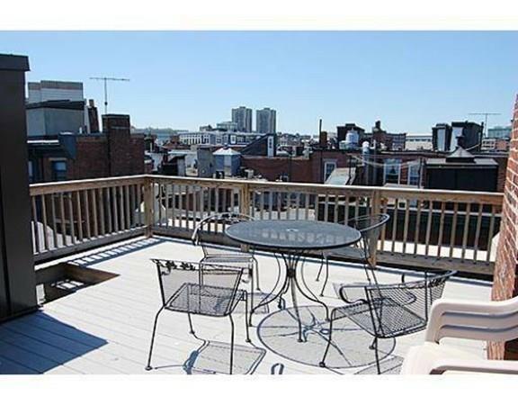 Common Roof Deck - 8 Garden Ct