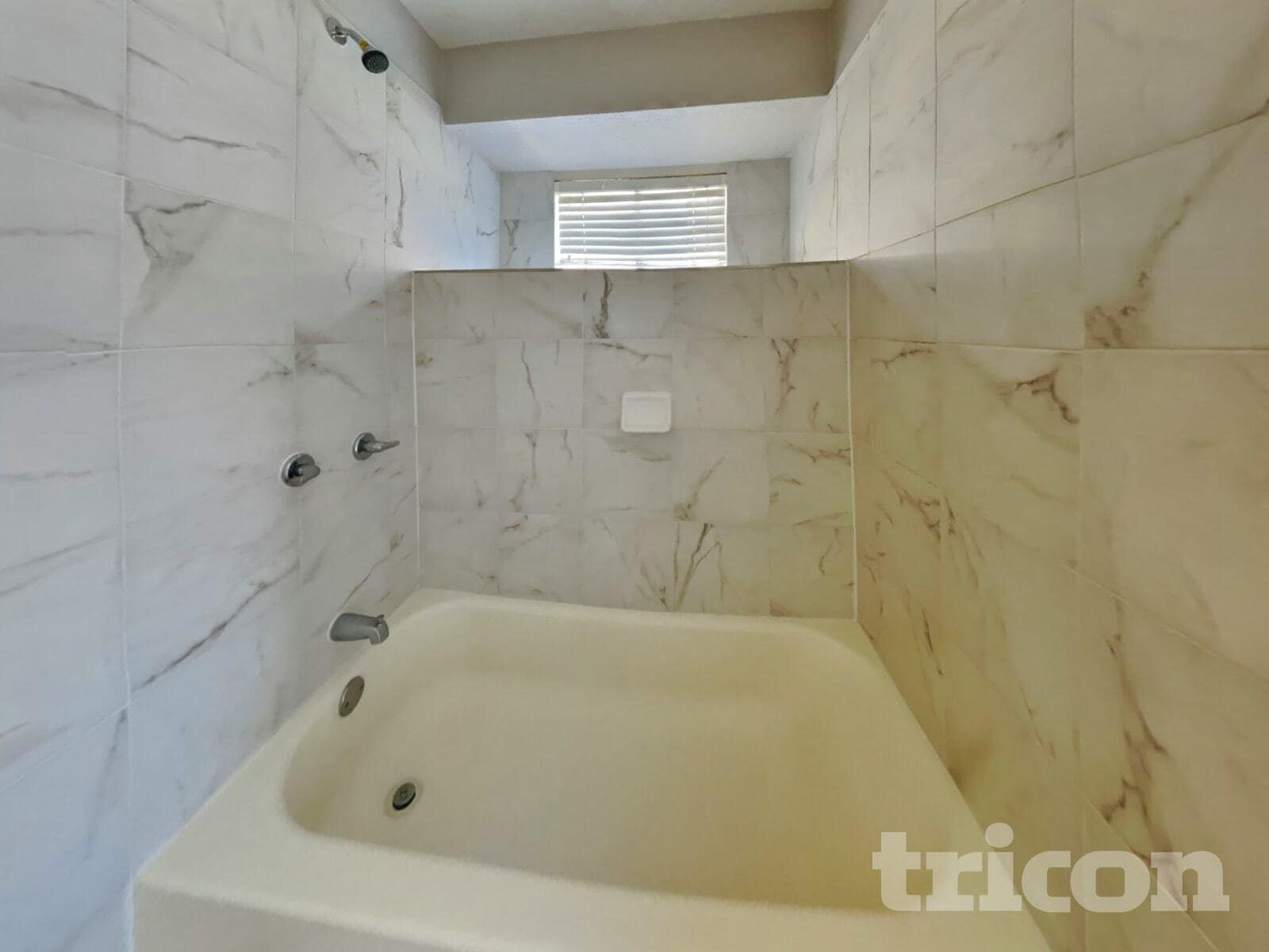 Building Photo - 19631 Coppervine Ln