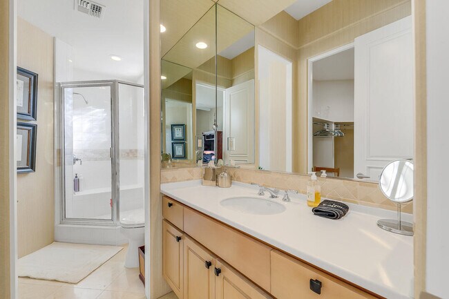 Building Photo - 79005 Cll Brisa