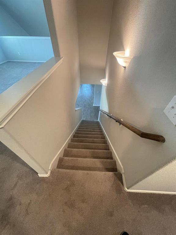 Building Photo - 14550 Breezy Orch Trail