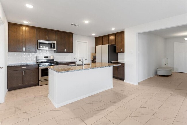 Building Photo - 2533 Allegretto Sea Dr