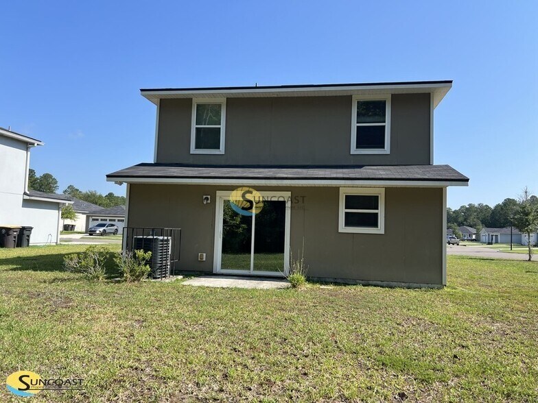 Building Photo - 7118 Plymouth Grove Ct
