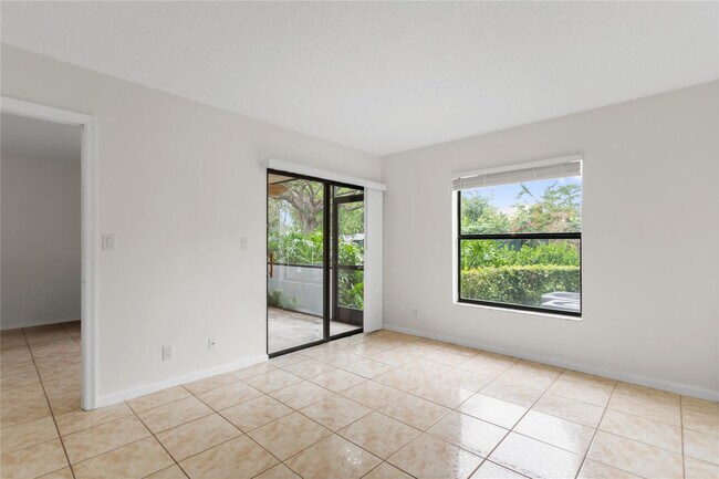 Building Photo - 3130 Millwood Terrace