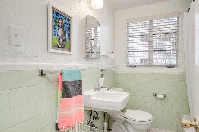 Building Photo - 1300 Kirkwood Rd