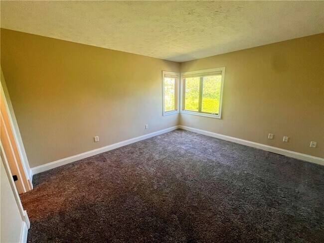 Building Photo - . Hayfield Way