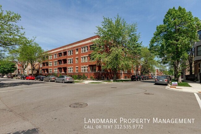 Primary Photo - 4853 S Vincennes-#205