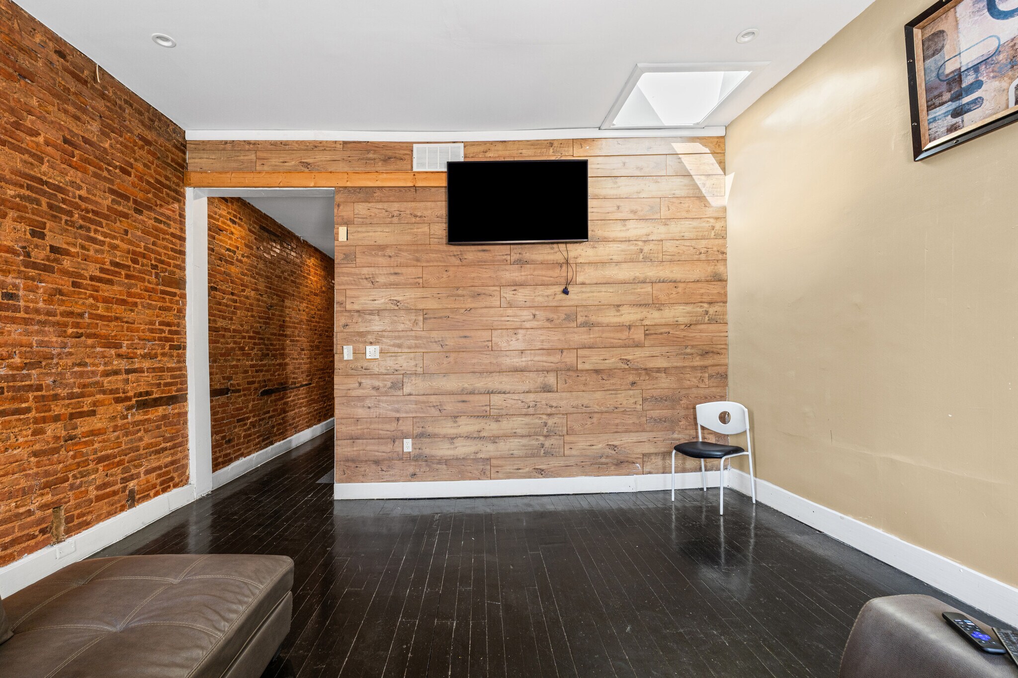 Building Photo - 3024 Auchentoroly Ter