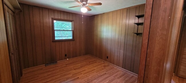 Building Photo - 203 Church Hollow Rd