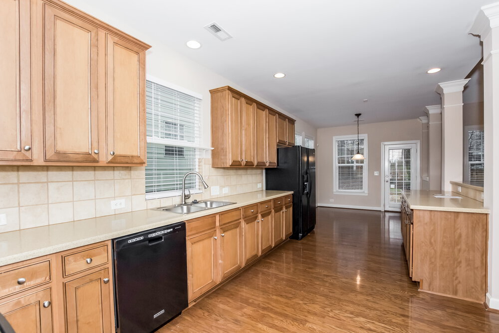 Building Photo - 8907 Arbor Creek Dr