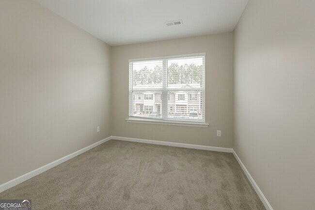 Building Photo - 6109 Oakley Rd