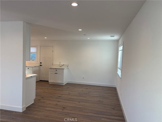 Building Photo - 2410 Gates Ave