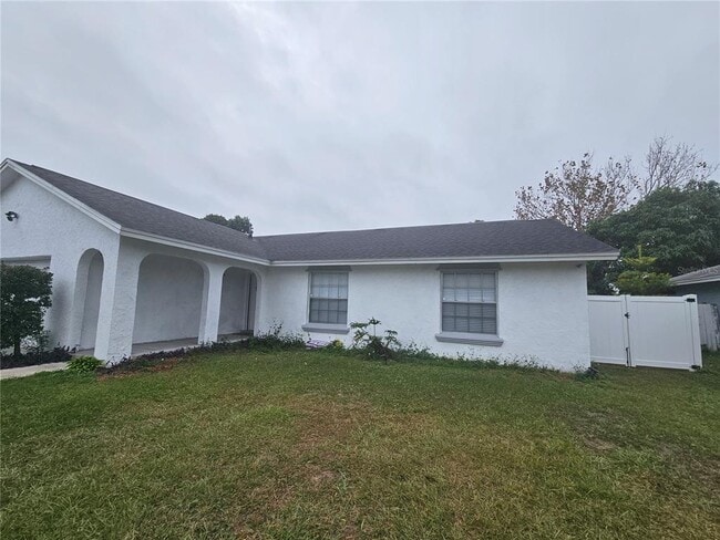 Building Photo - 2118 Allspice Ave