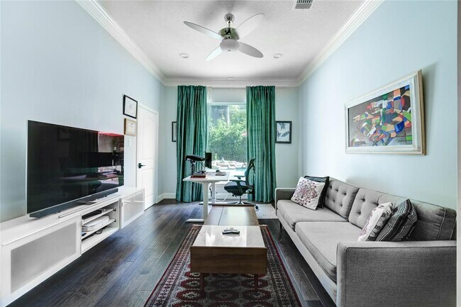 Building Photo - 855 Plainwood Dr