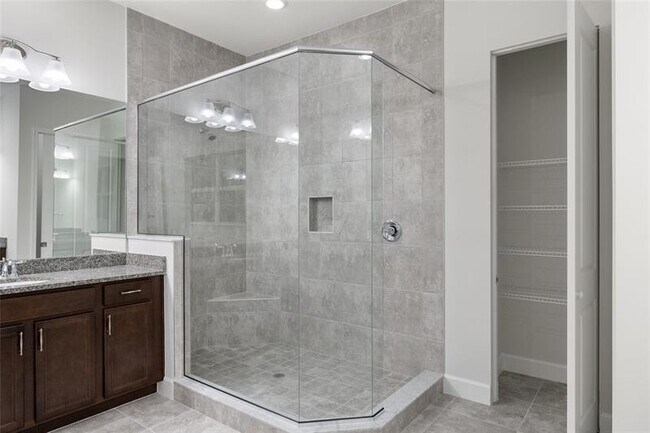 Building Photo - 5164 Liberty Ln