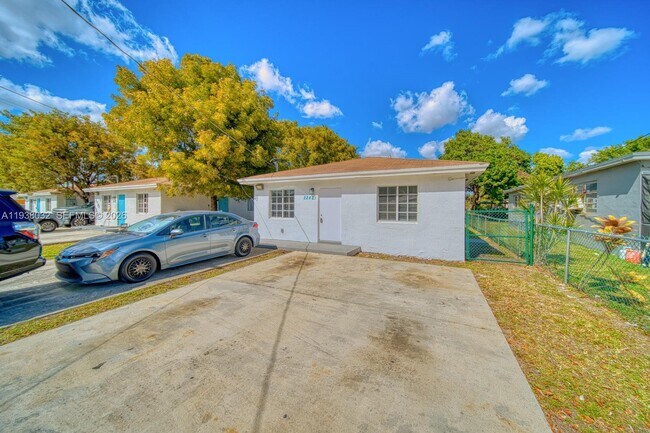 Building Photo - 2243 NW 61st St