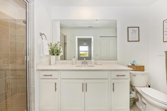 Building Photo - 12240 Wellen Golf St