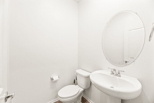 Building Photo - 28357 Cats Claw Dr