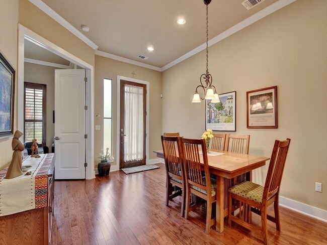 Building Photo - 4545 Mattie St