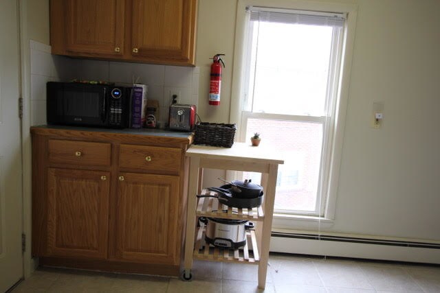 Building Photo - 811 Washtenaw Ave