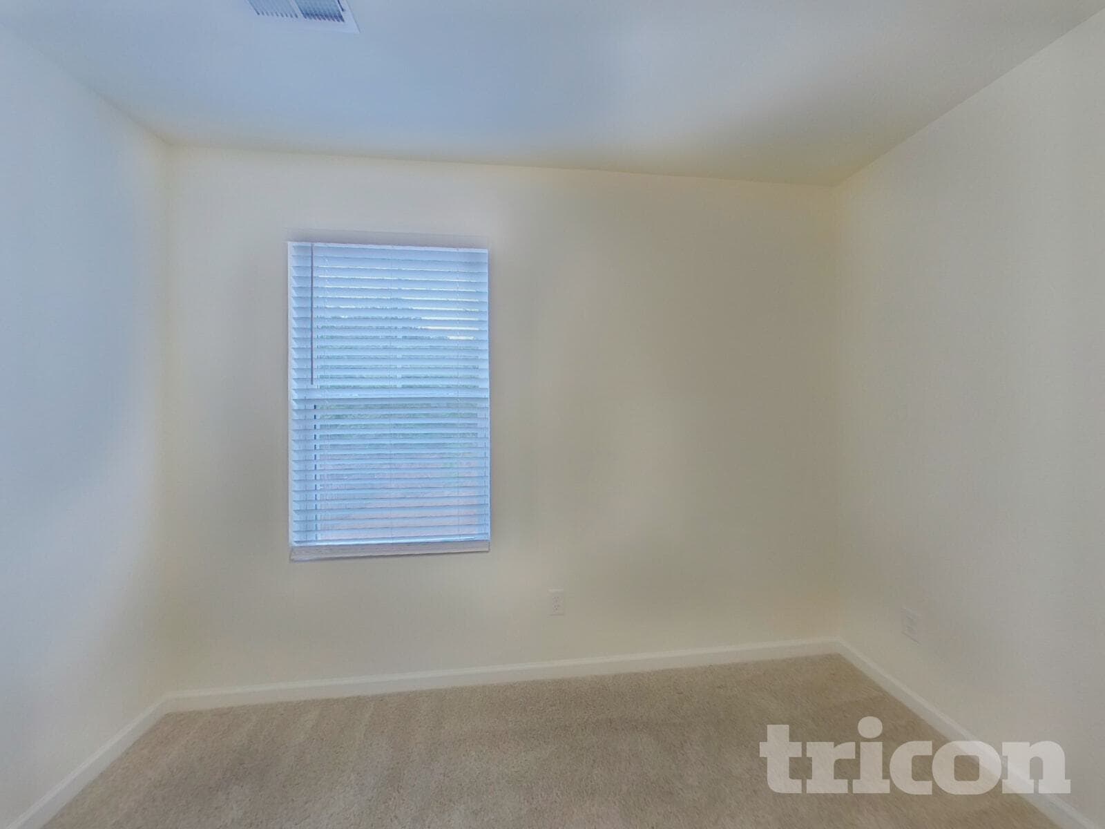 Building Photo - 1073 Crescent Moon Lp