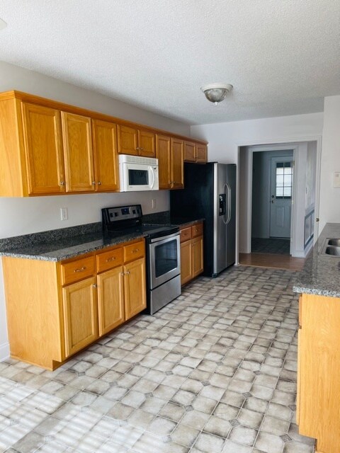 Building Photo - 209 Sea Bisquit Dr