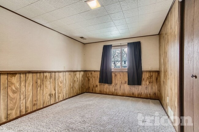 Building Photo - 3401 75th Ave N