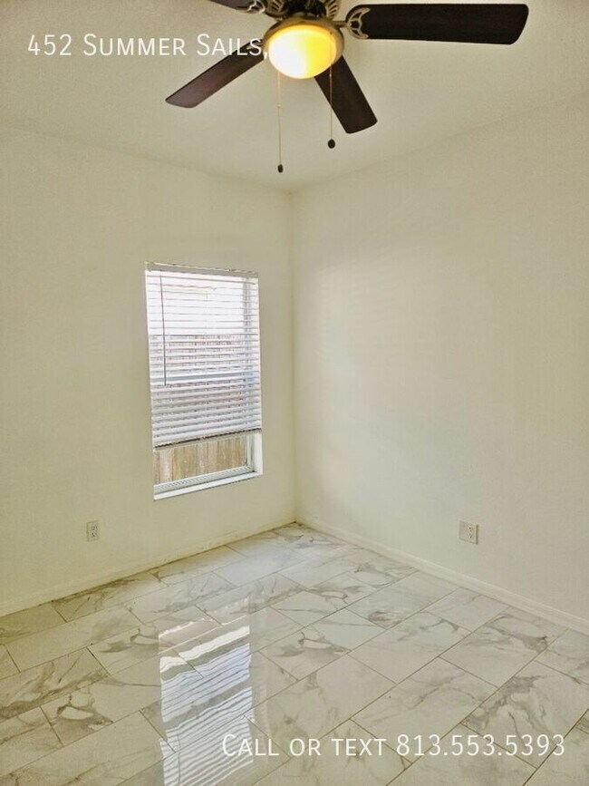 Building Photo - 452 Summer Sails Dr