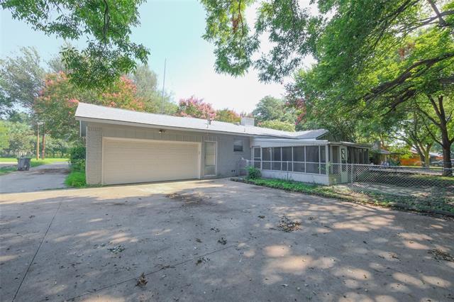 Building Photo - 8301 Llano Ave