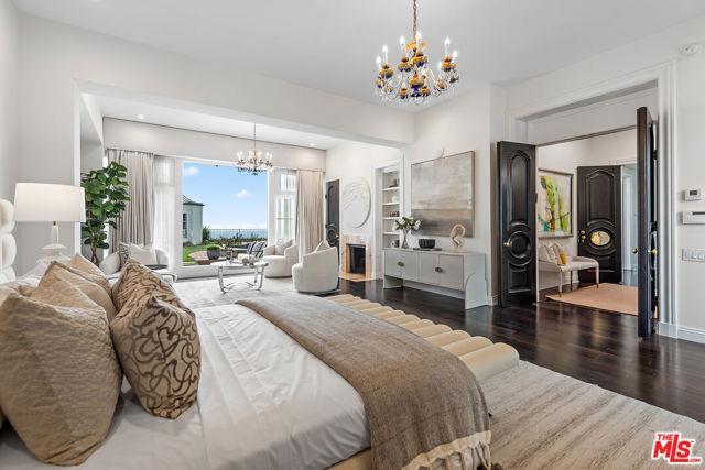 Building Photo - 1151 N Hillcrest Rd