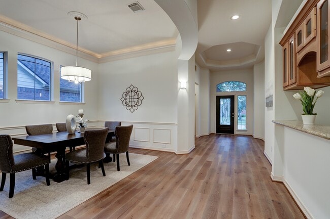 Building Photo - 12419 Acacia Arbor Ln