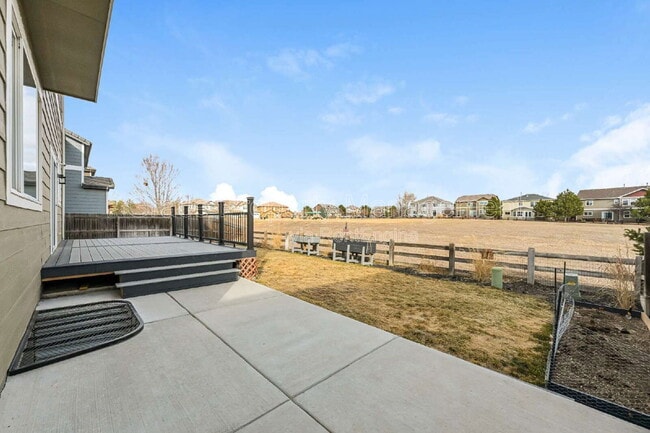 Building Photo - 17071 Knollside Ave