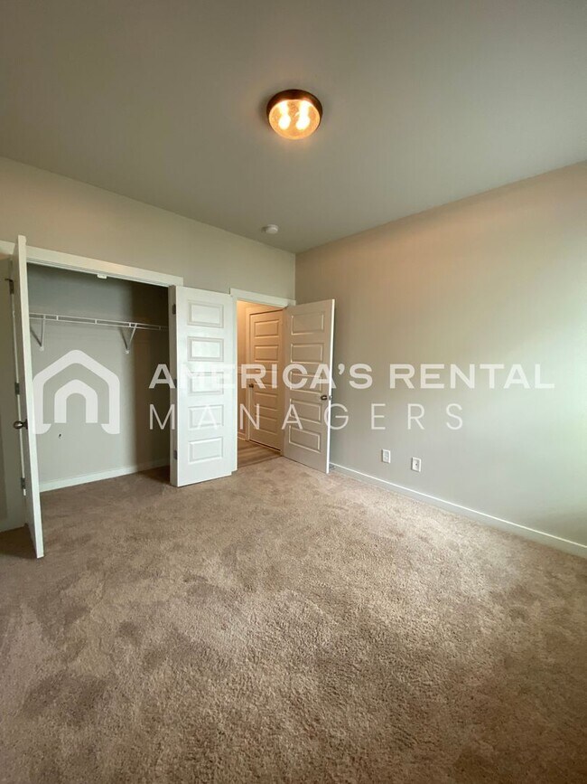Building Photo - Home for Rent in Weaver, AL!!! Available to View Now!!