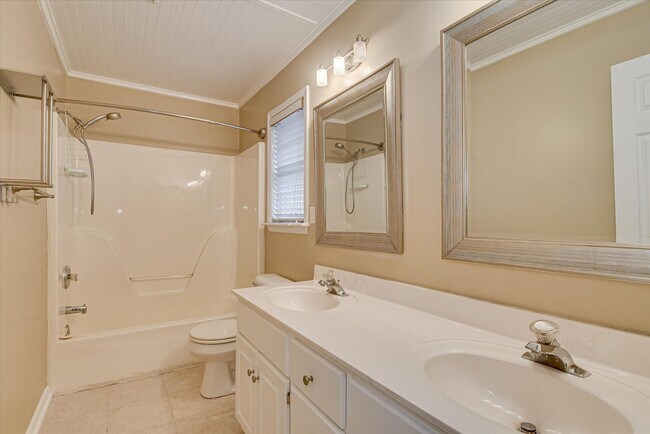 Building Photo - 4441 McManus Ct