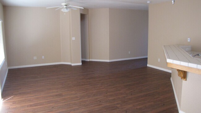 Building Photo - 3711 Campfire Dr