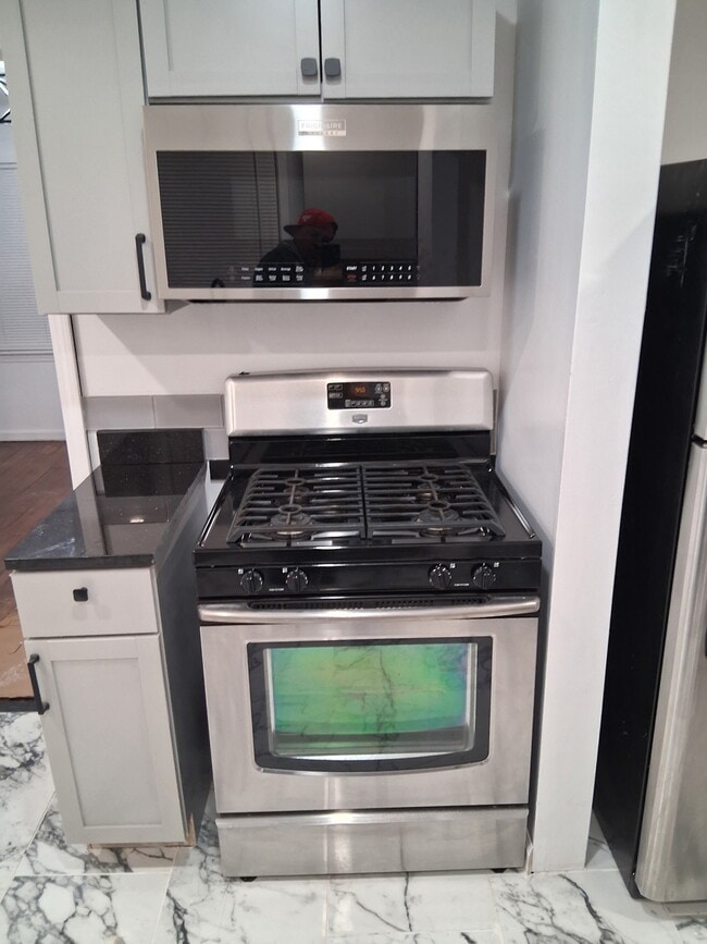 Building Photo - Vaughan