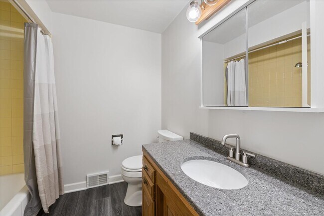 Building Photo - 108 Lavidia Blvd