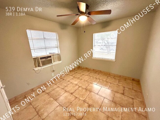 Building Photo - **MOVE-IN SPECIAL** AVAILABLE NOW! 3 Bedro...