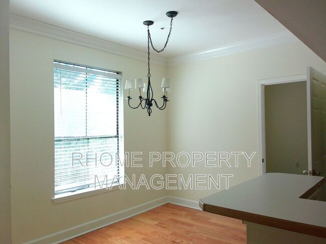 Building Photo - 3777 Peachtree Rd