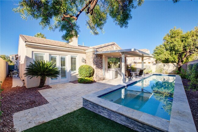 Building Photo - 11283 La Madre Ridge Dr