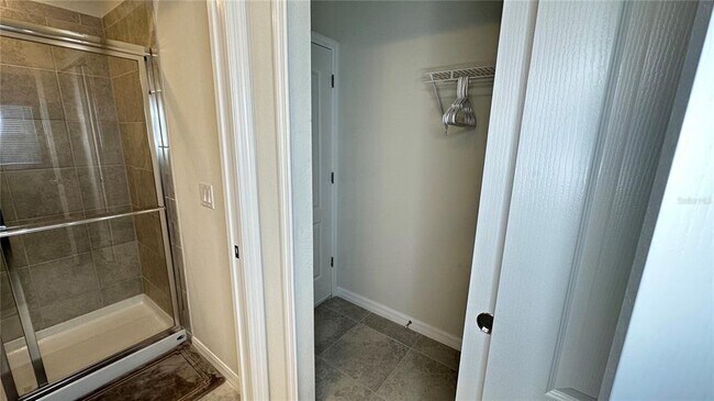 Building Photo - 7167 Oakmoss Loop