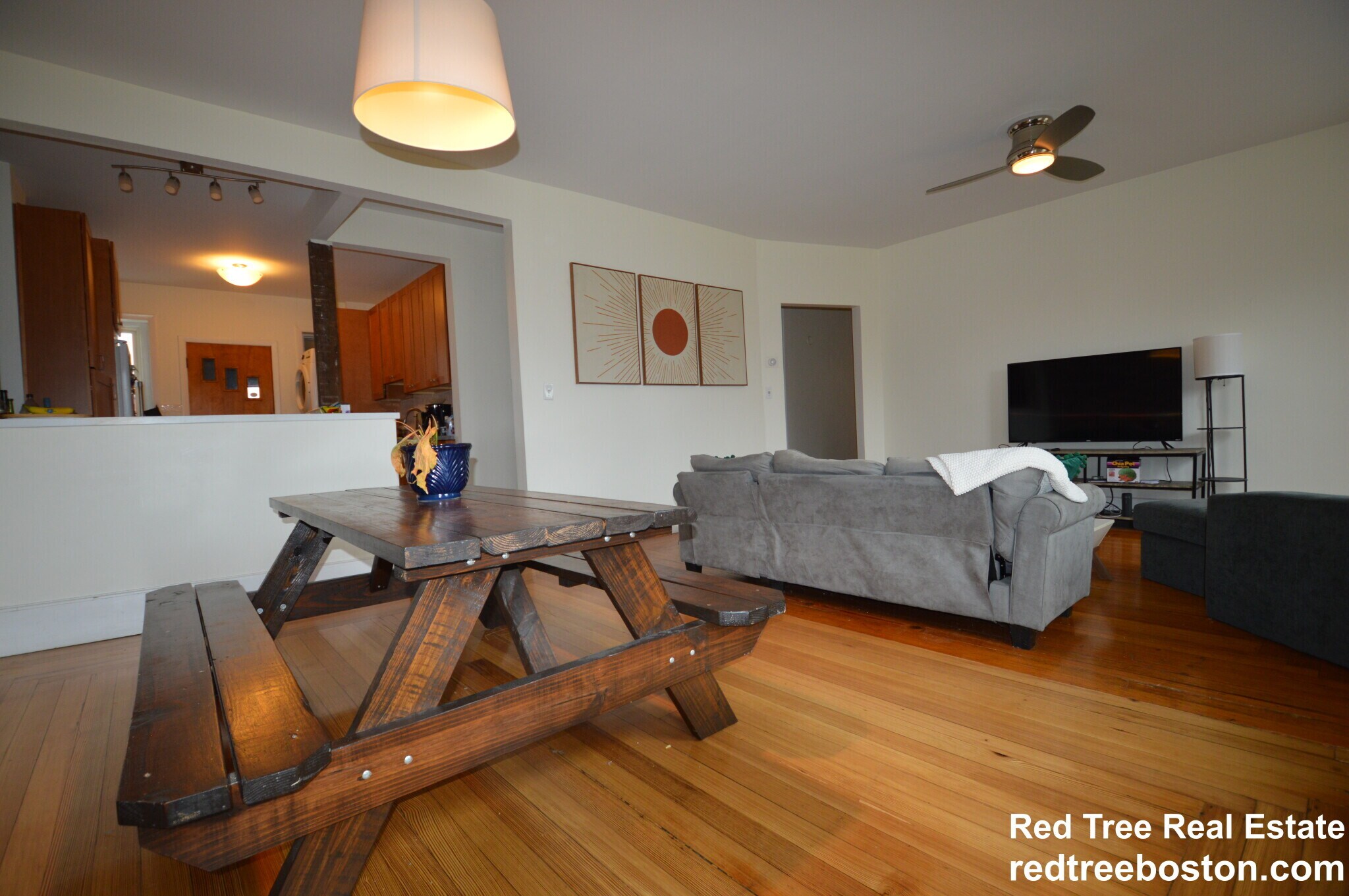 Building Photo - 256 Aspinwall Ave