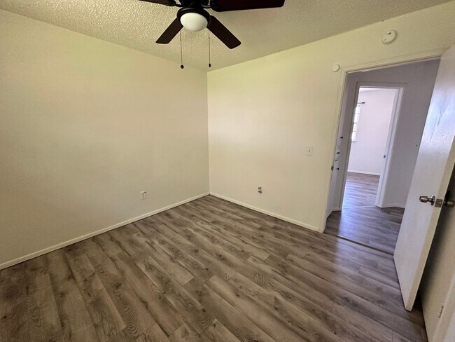 Building Photo - 3 bed 1.5 bath NW OKC