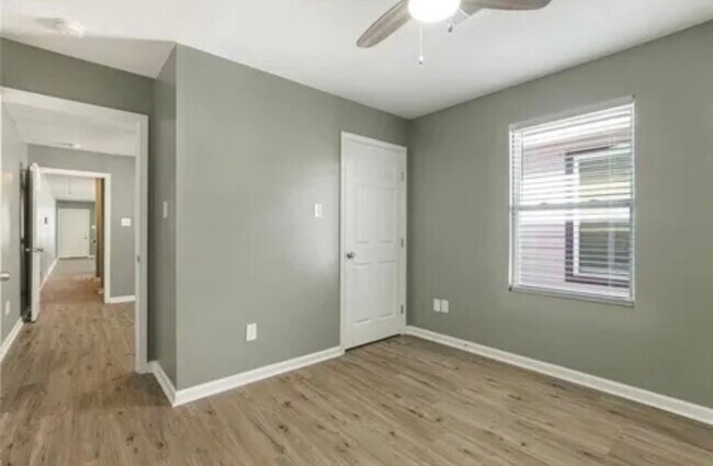 Building Photo - 2419 Feliciana St