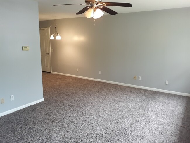 Building Photo - 230 S Burdick St