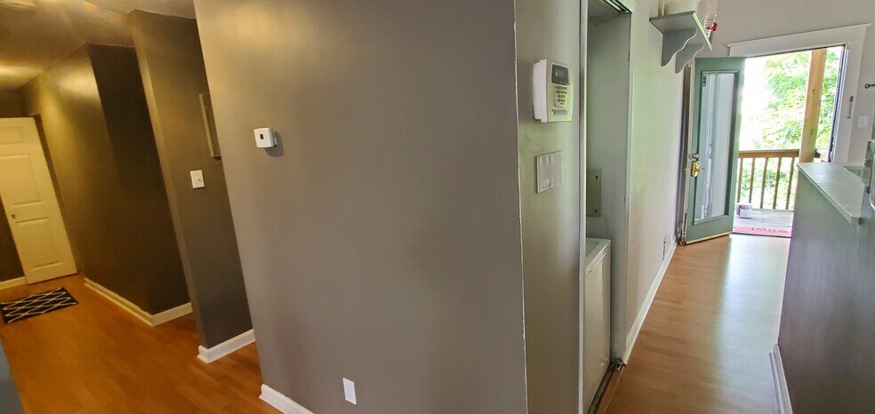 Building Photo - 5803 Waterman Blvd